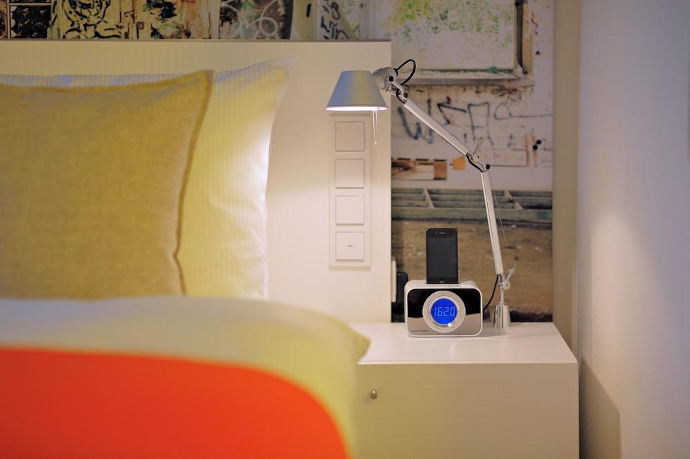 هوتل إنديجو برلين - كو دام  بي آيتش جي غرفة