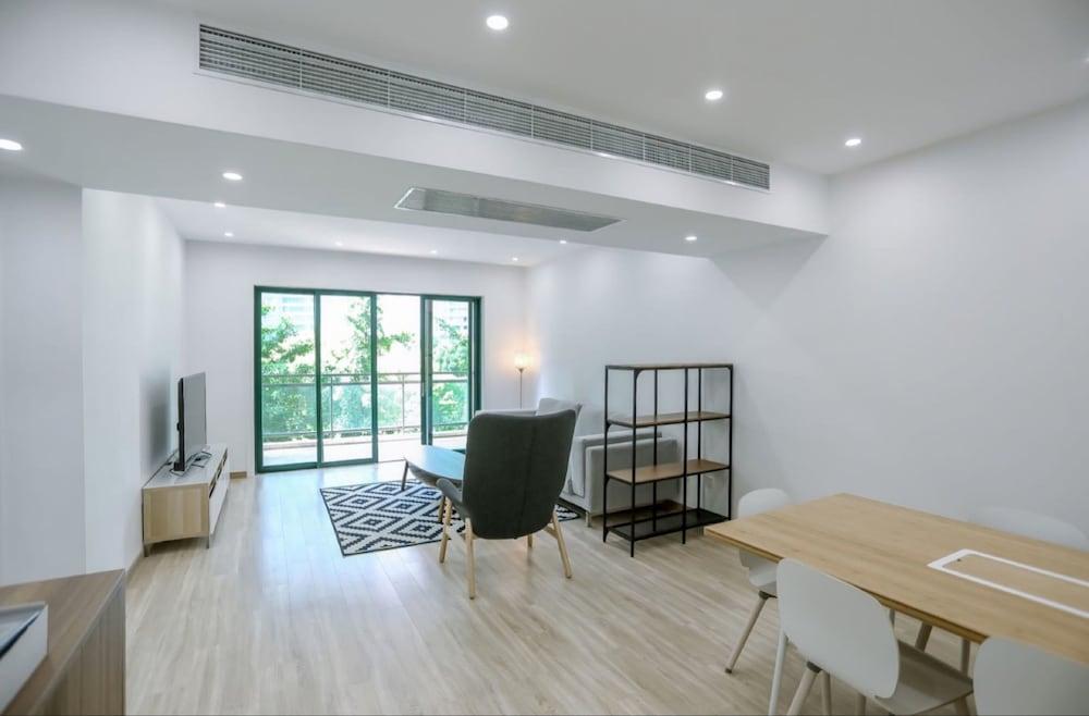 Shanghai Lujiazui Service Appartment Featured Image