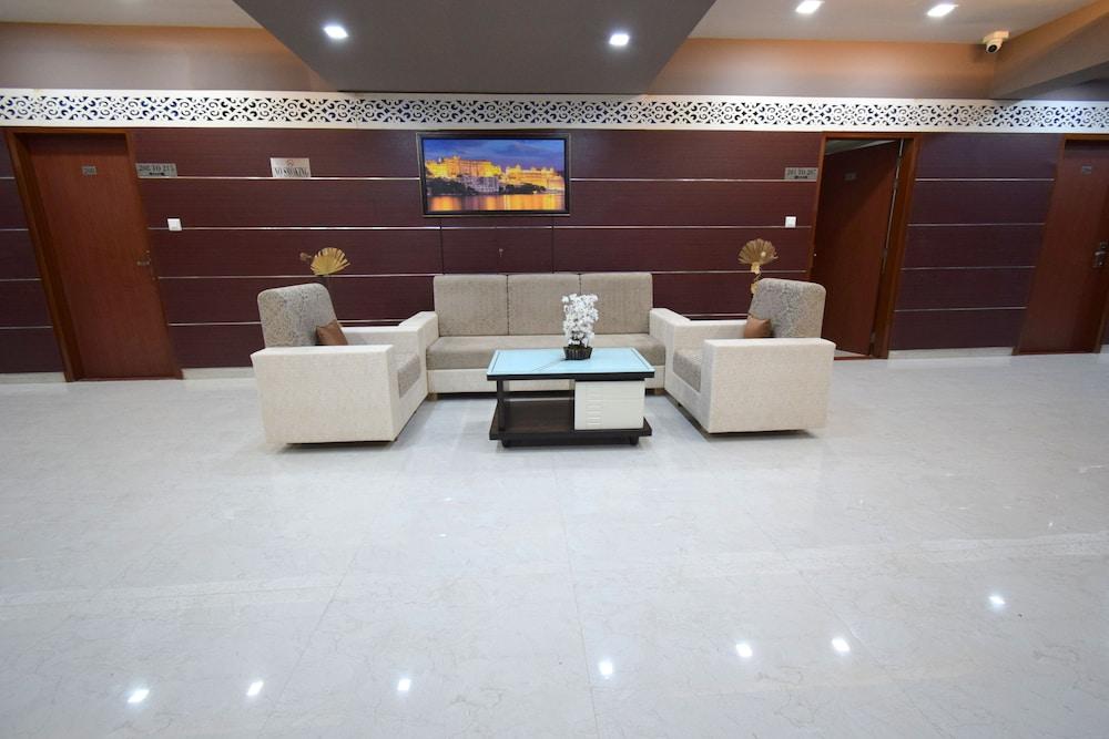 ذا سكاي إمبيريال هوتل جوبال دارشان الردهة