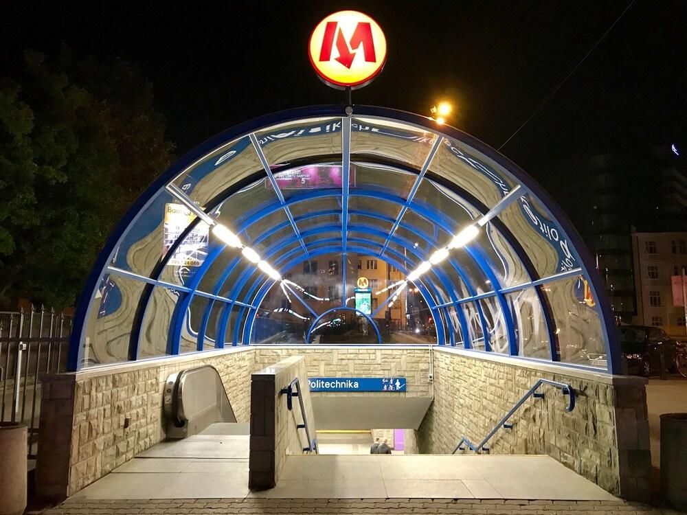 يونيت سنتروم ديلاكس بلاك زبافيتشيلا المنطقة الخارجية