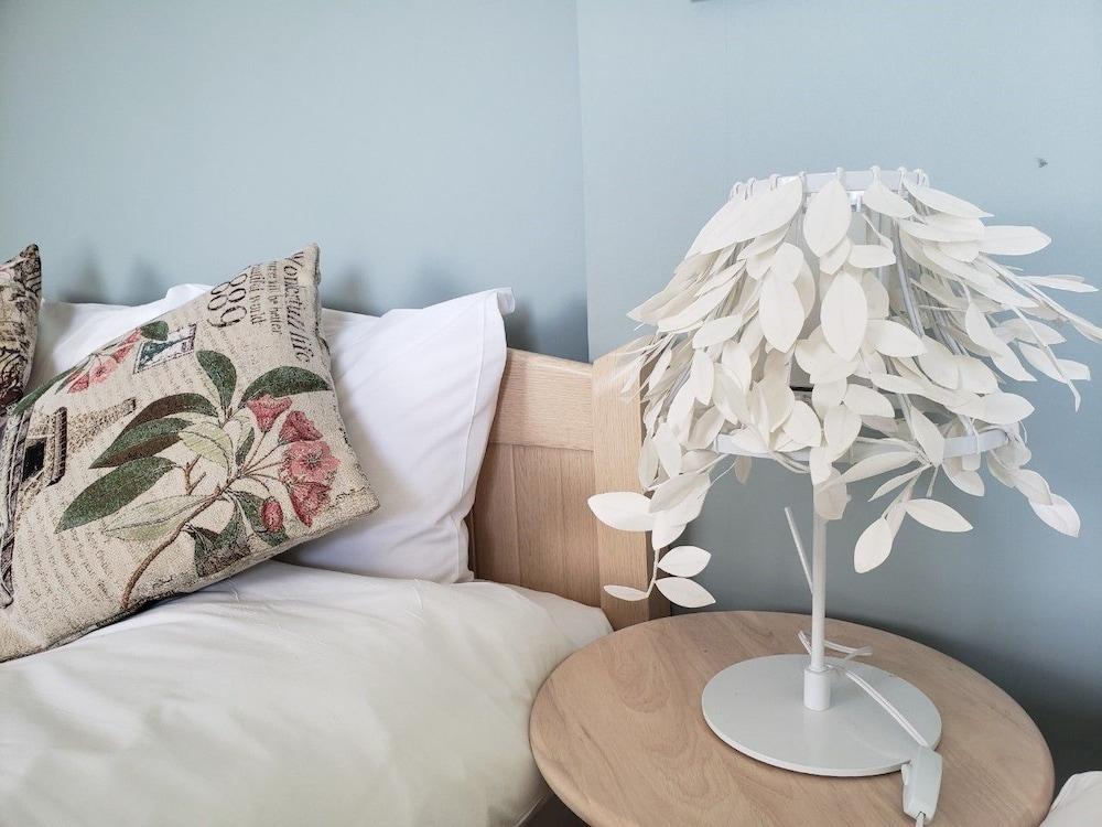 سى 7 هانيدا ميزون فيليب أوموري 703 غرفة