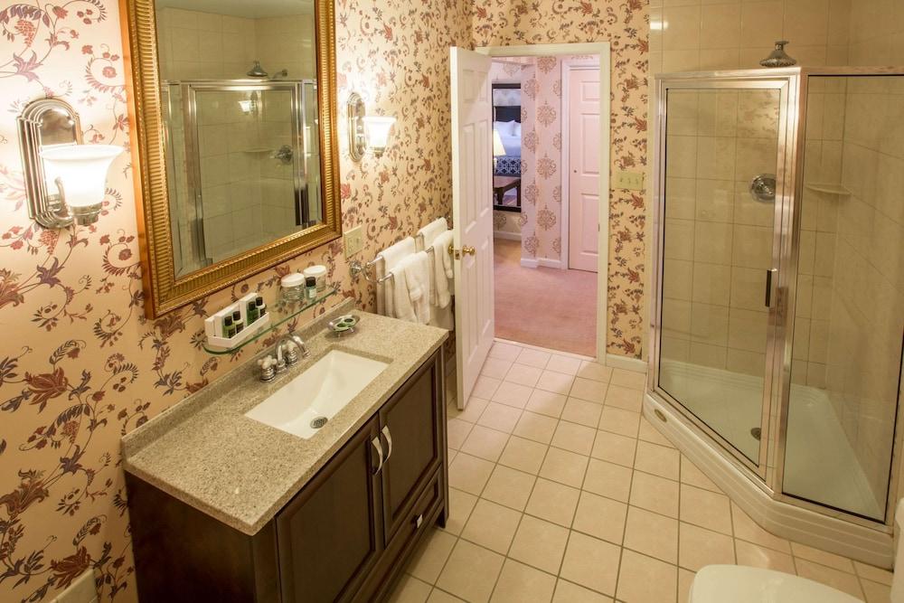 كارنيجي إن آند سبا، أسيند هوتل كوليكشن أخرى