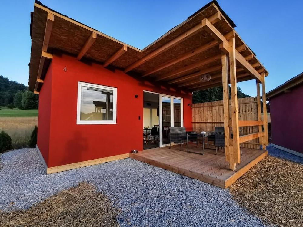 فيليدج ليبا لجوبلجانا