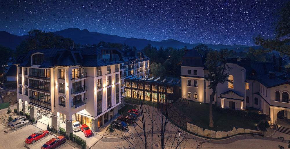 نوسالوي بارك هوتل آند سبا المنطقة الخارجية