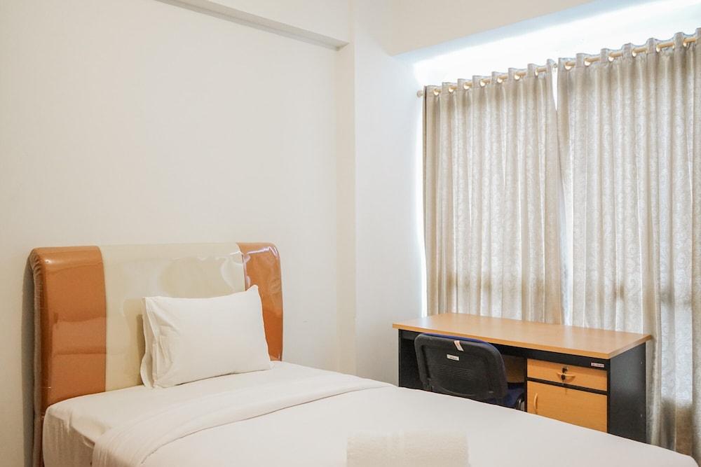 Comfy and Minimalist Studio Apartment Scientia Residence Tower B