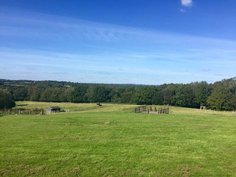 ستنينج إيستايت سليبس 22 برايفت باركينج آند جاردن المنطقة المحيطة بالمنشأة