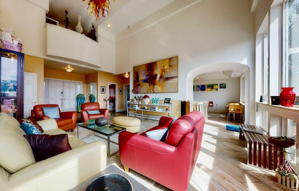 بايكس بيك بارادايز-وودلاند بارك منطقة الانتظار في الردهة