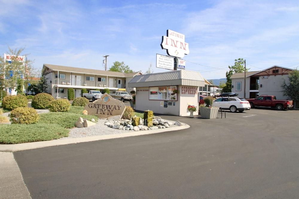 Gateway Inn Featured Image