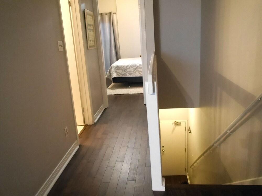 Trendy 1BR Unit on Queen St. W. Living Area