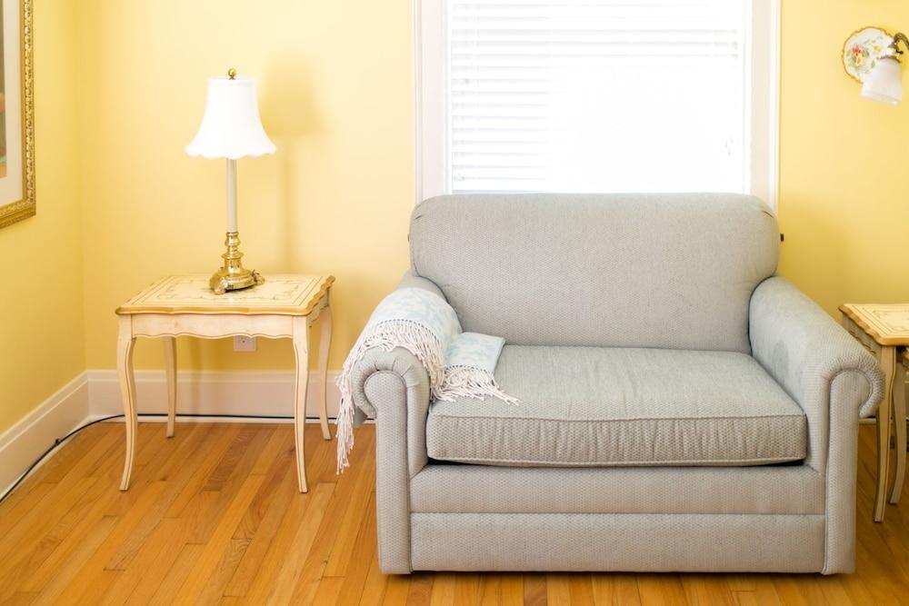 1810 إميرسن هاوس بد آند بريكفاست - للبالغين فقط غرفة