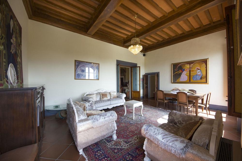 فيلا ليكي هوتل ويلنيس داخلي