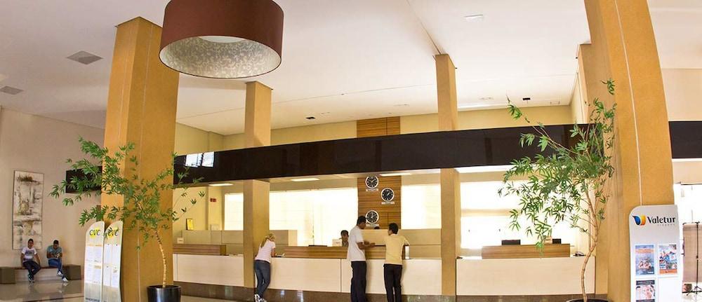 Thermas Boulevard Suite Hotel Reception