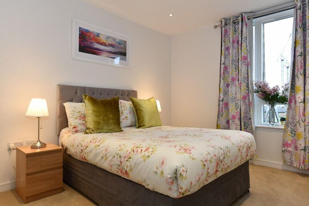 Kew Bridge Apartments Room amenity