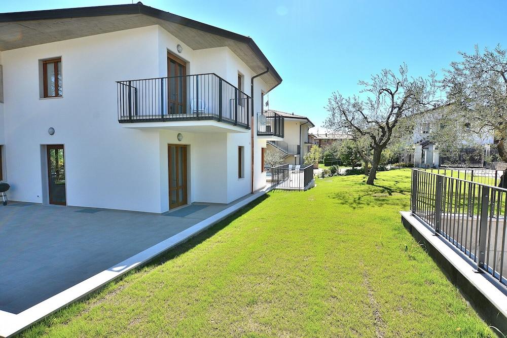 Cà Le Terrazze With Pool Exterior