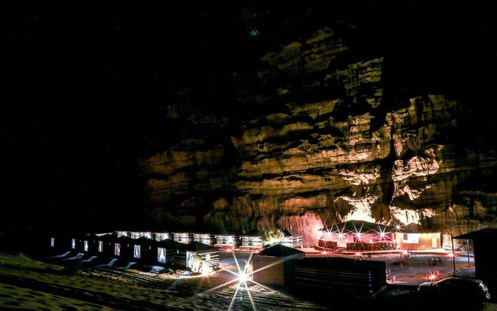 مخيم أرينا ديزرت كامبينج آند أدفنشرز المنطقة الخارجية