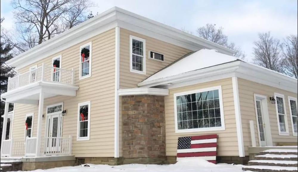 كريستال رَن سويتس أوف سبرينغبورو المنطقة الخارجية