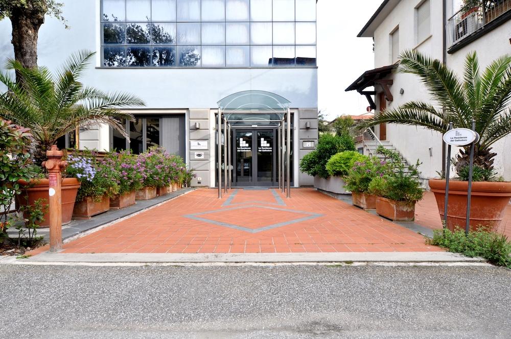 لي ريزيدنسي ديل جالو دورو