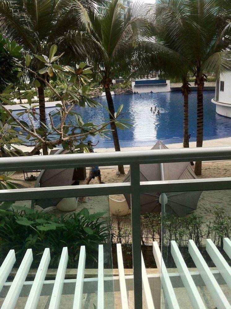 Azure Positano by Mirabella Outdoor Pool