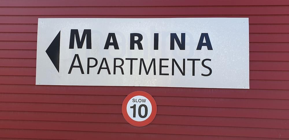 Hello QT Marina Exterior