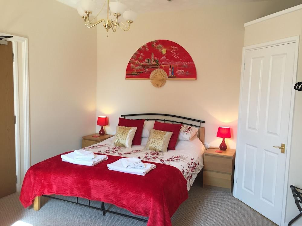 ذا فيليدج إن آند كيرتل هاوس بي آند بي غرفة