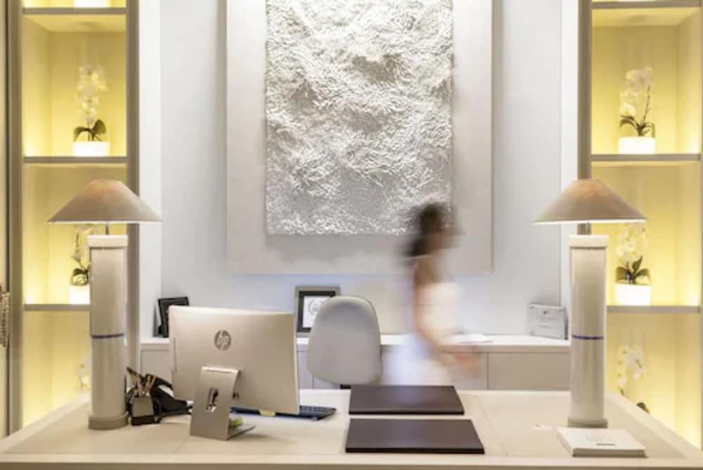 لو تويني أوتل آند بيتش كلوب منطقة الاستقبال