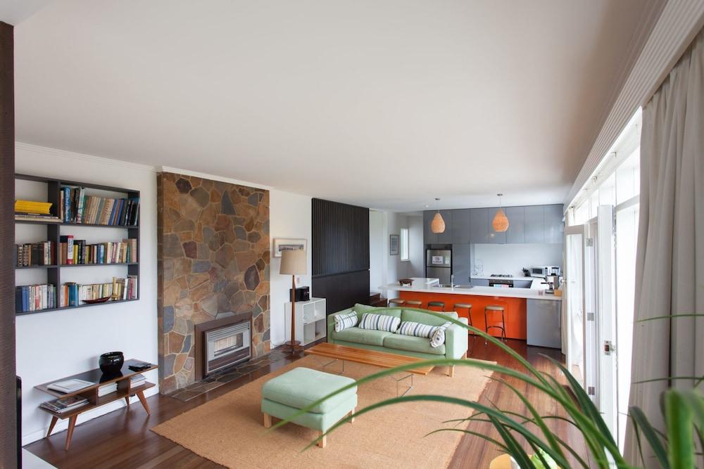 صن سيكر هاوس