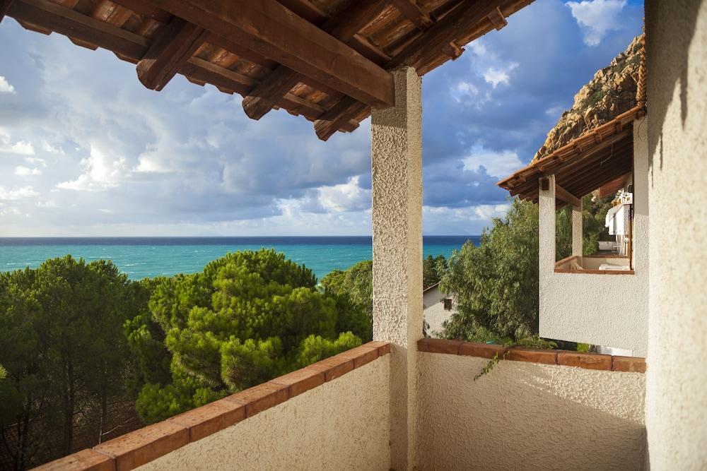 تي إتش جيوزا ماريا - كابو كالافا فيلاج المنطقة الخارجية