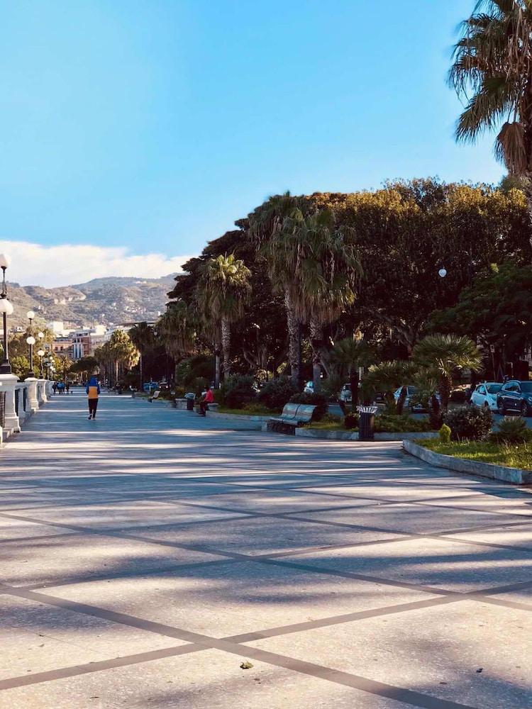 سويت 70 لاكشري بد آند بريكفاست المنطقة الخارجية