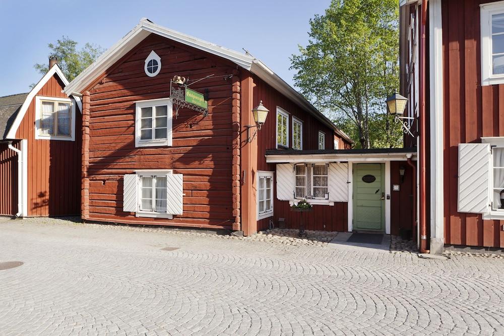 غريتيتانس غيسغيفاريغورد