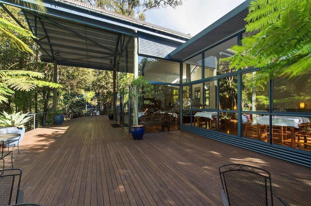 بيترز رينفورست ريتريت