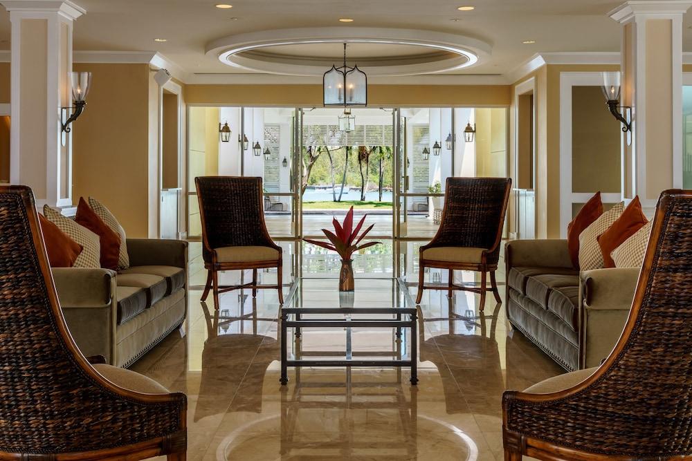 Lighthouse Pointe at Grand Lucayan Lobby