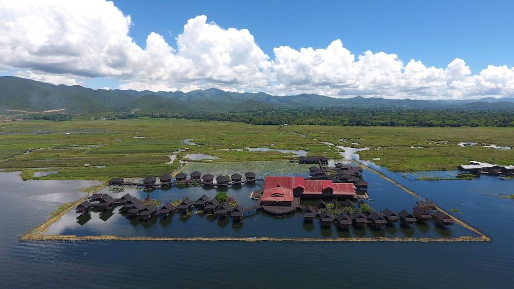 جولدين آيلاند كوتيجيز نامبمان هوتل المنطقة الخارجية