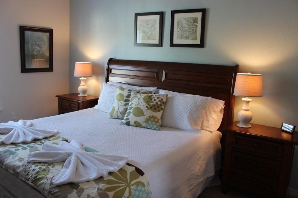 آكو 63670 - لوكايا فيليدج - 3 بد رومز 2 باث رومز تاون هاوس غرفة