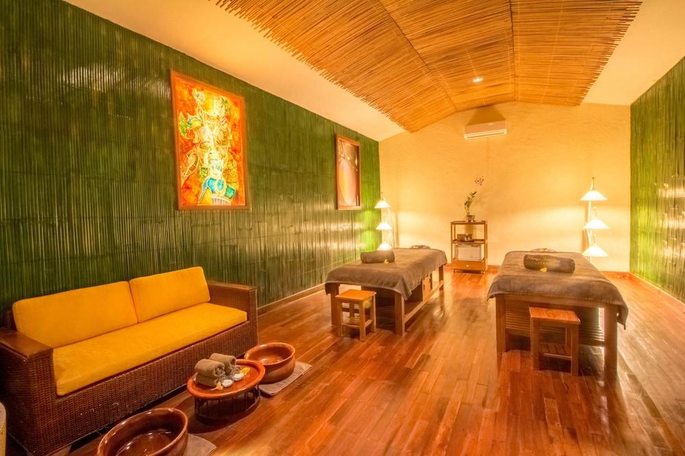 جانغل ريتريت باي كوبو كوبو بارونج نادي صحي