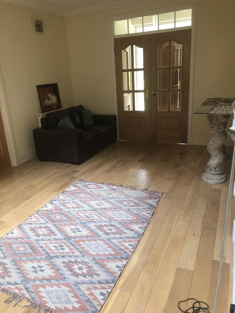 ذا هايلاندر بد آند بريكفاست تفاصيل الفندق من الداخل