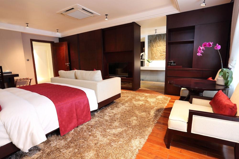 أرونرياس هوتل