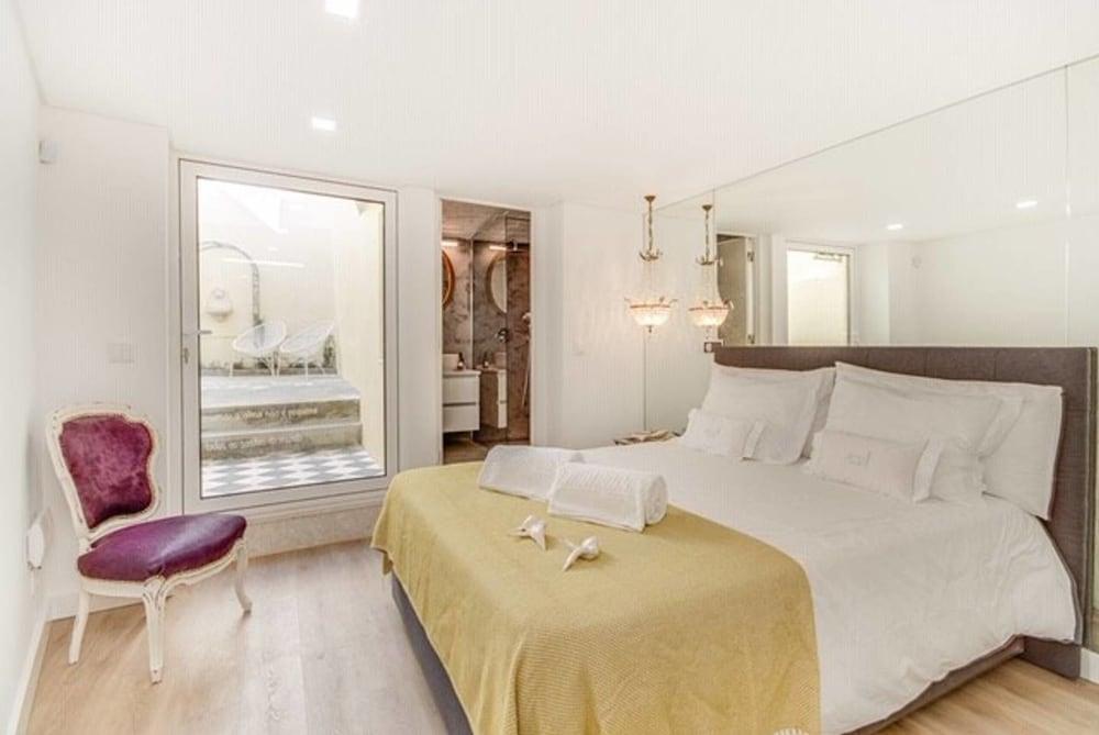 Charming Apartment in Alfama Room