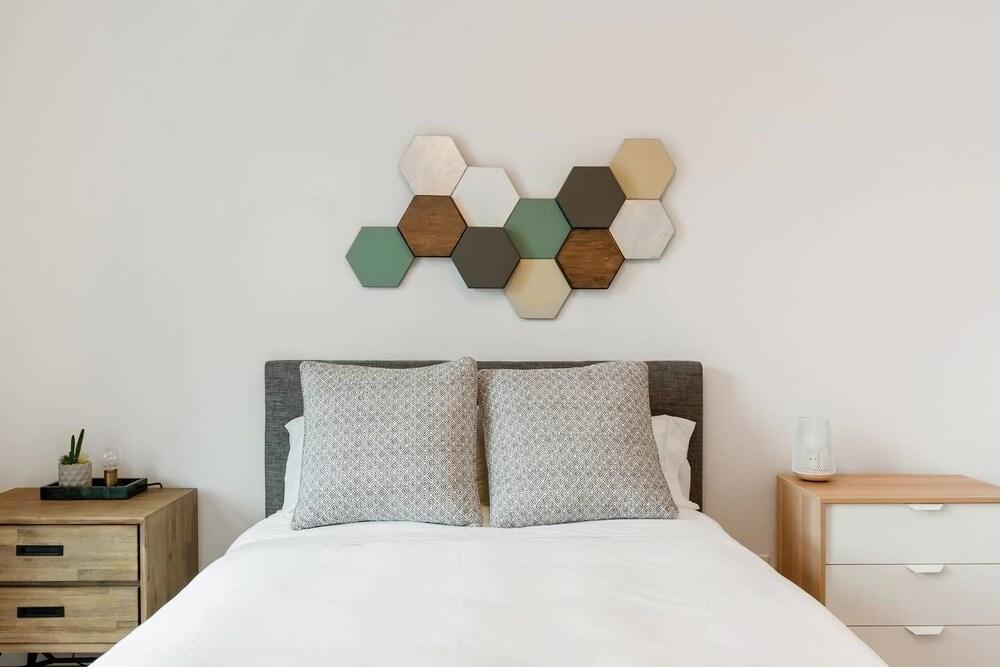 هيب، ستايليش أبارتمنت إن ليتل إيتالي غرفة