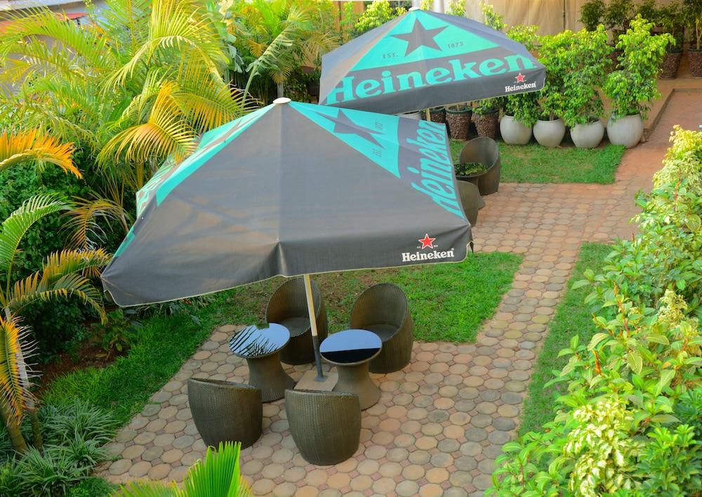 فايف تو فايف هوتل المنطقة المحيطة بالمنشأة