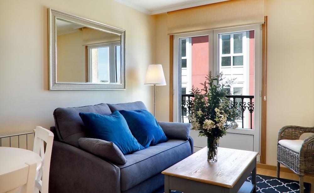 أبارتامنتوس دورمنج سي فيو فيفيرو منطقة الجلوس في الردهة