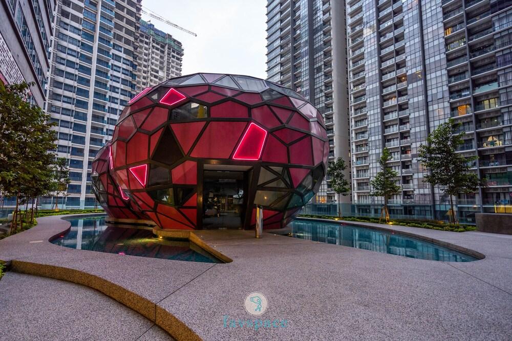 آرتي بلس كاي إل سي سي باي فاف سبيس المنطقة الخارجية