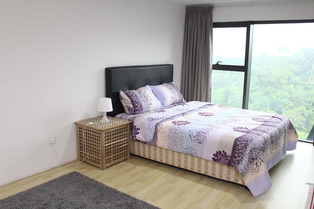 سكاي ليفيا إمباير دامنسارا غرفة