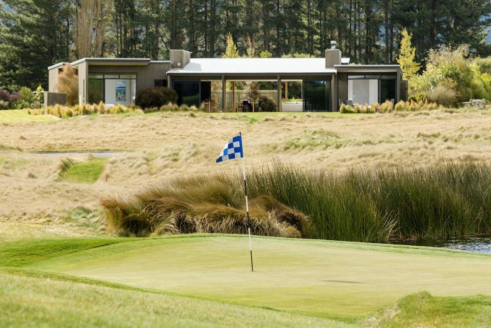 دوناليستر هاوس آت ذا كينلوك كلوب المنطقة الخارجية