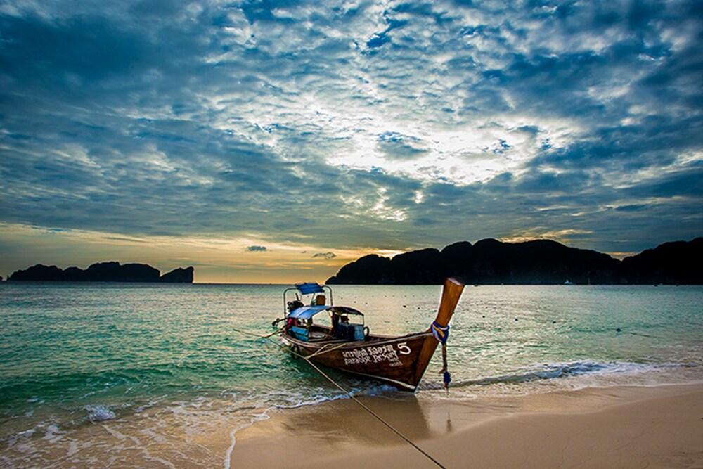 Paradise Resort PHI PHI Beach