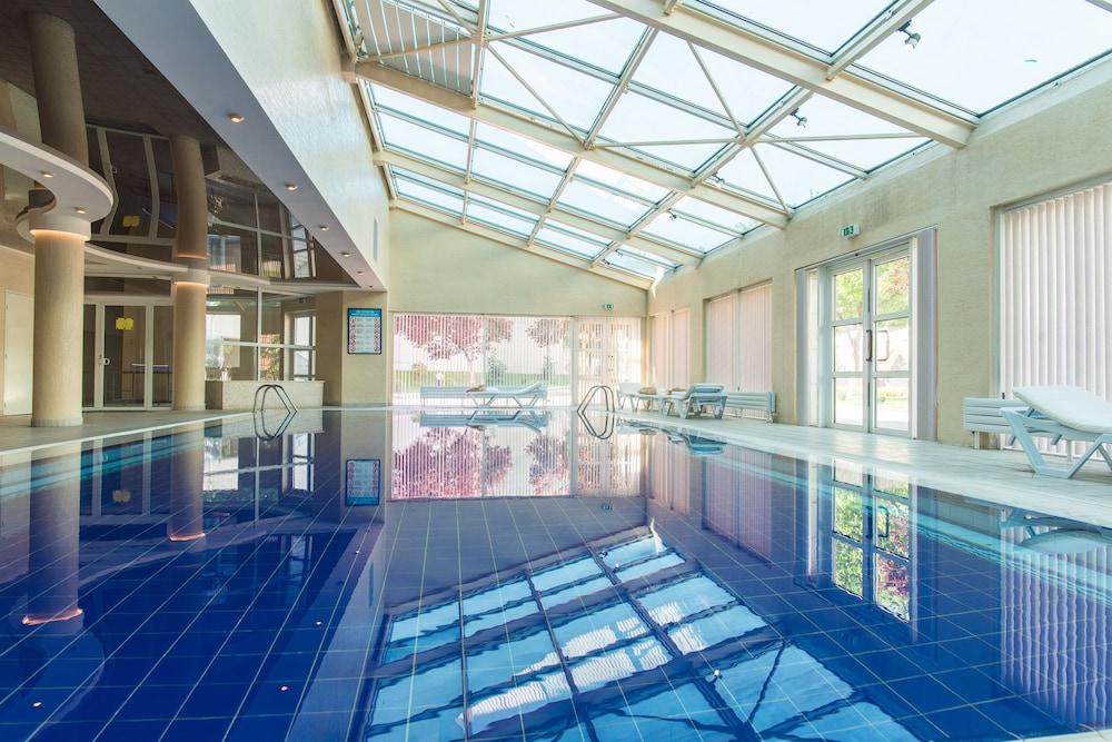 City Palace Hotel Indoor Pool