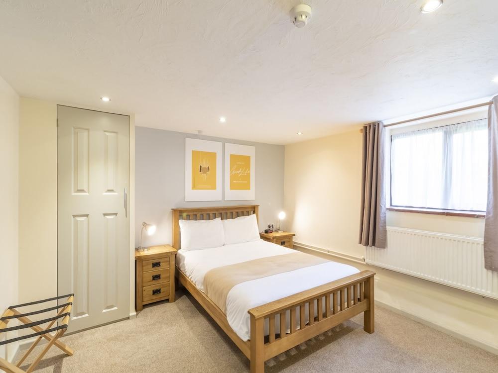 منزل أويو إلم فارم ريفي الطراز، مطار نورويتش الدولي غرفة