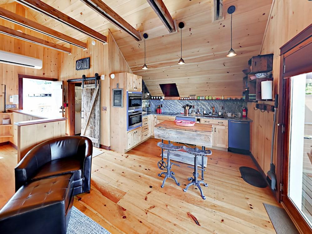 ذا كوال شاك هاربورفرونت ستديو باي ريدآونينغ زحليقة مائية