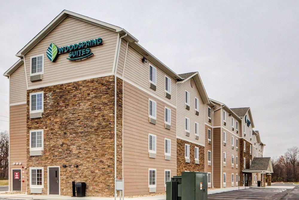WoodSpring Suites Columbus NE I-270 Airport Featured Image