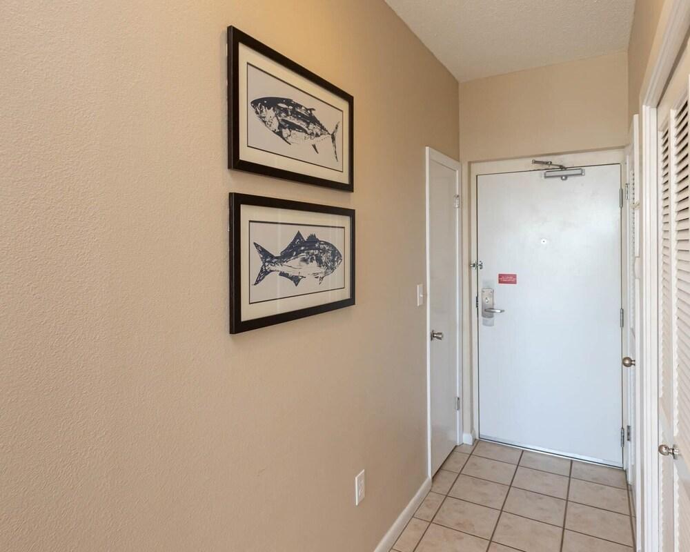 Phoenix East 2 by Brett Robinson Vacations Interior