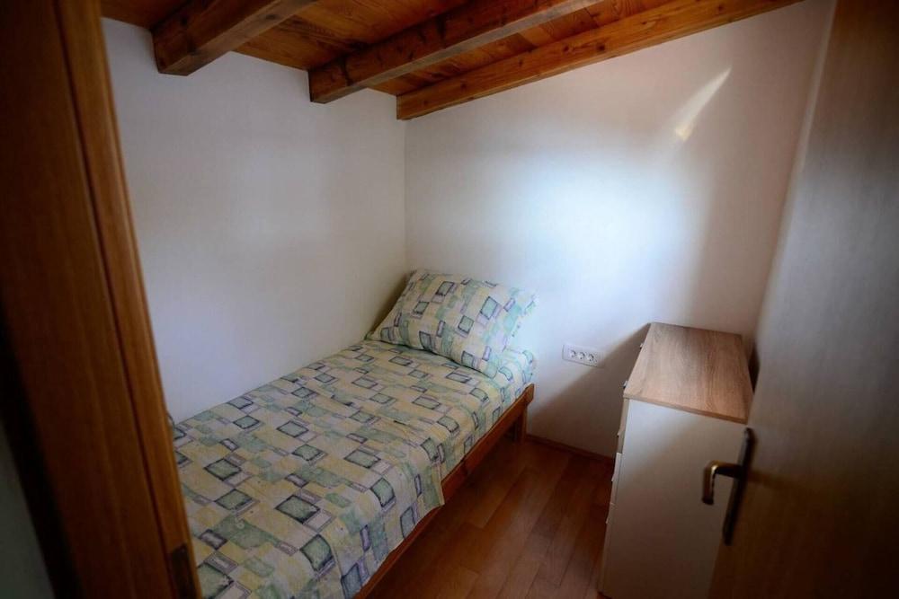 مودرن أبارتمنت أون ذا بيوتيفول كرواتيا كوست غرفة